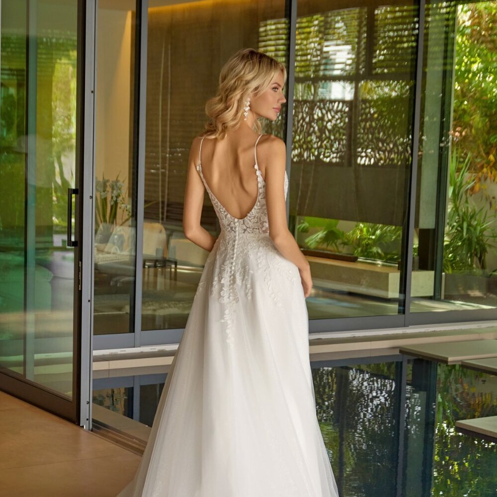 New Off White Floral Lace Embellished Long Wedding A-Line Gown w/U-Back JT2633LW - Picture 6 of 8
